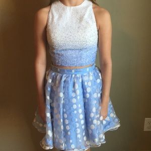 Tony Bowls two piece blue & white formal